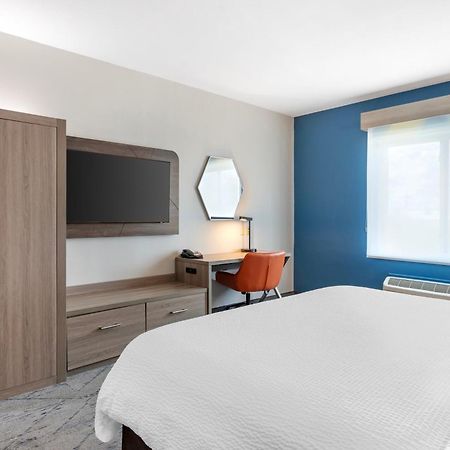 Holiday Inn Express Hotel And Suites Alice By Ihg Eksteriør bilde