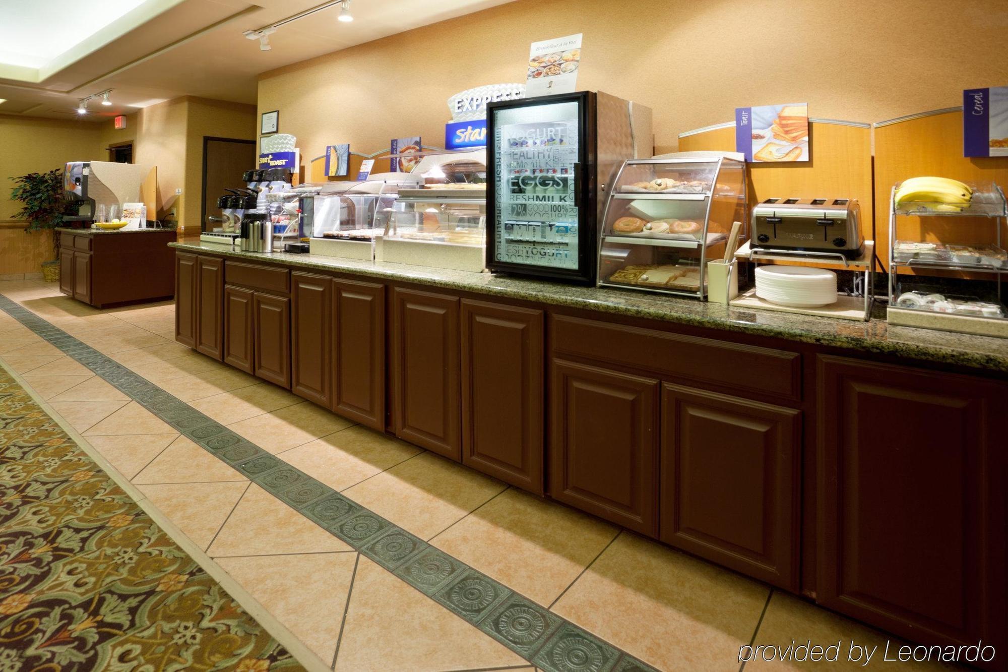 Holiday Inn Express Hotel And Suites Alice By Ihg Restaurant bilde
