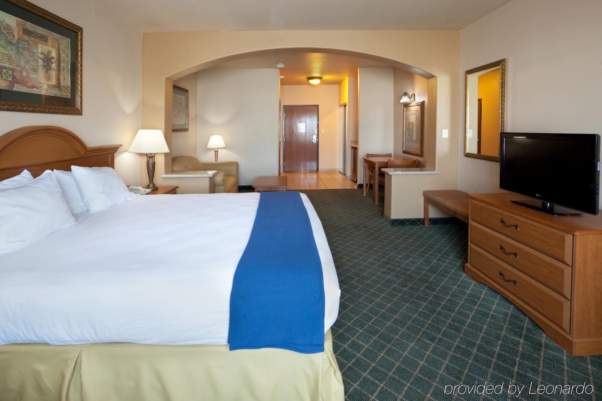 Holiday Inn Express Hotel And Suites Alice By Ihg Eksteriør bilde