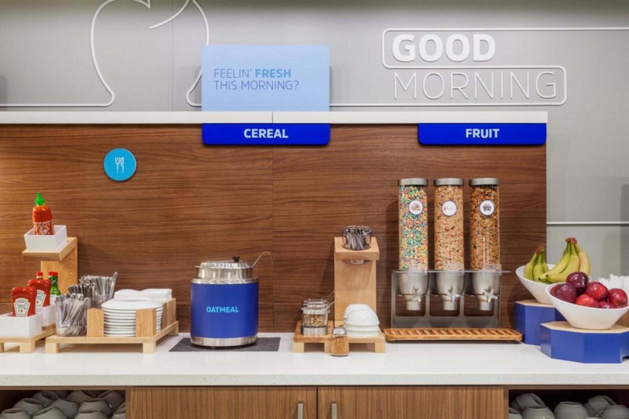 Holiday Inn Express Hotel And Suites Alice By Ihg Eksteriør bilde